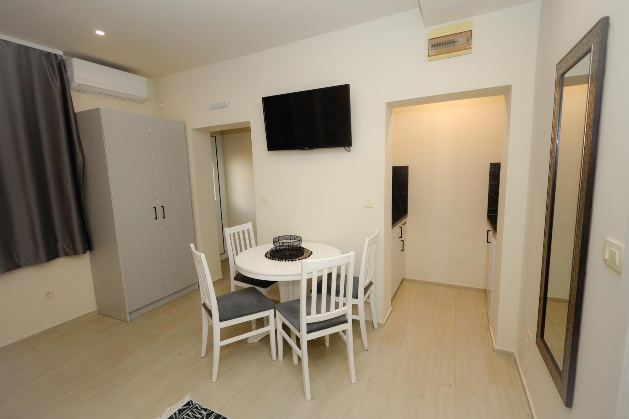 Apartments Milanovic Herceg Novi Habitación foto